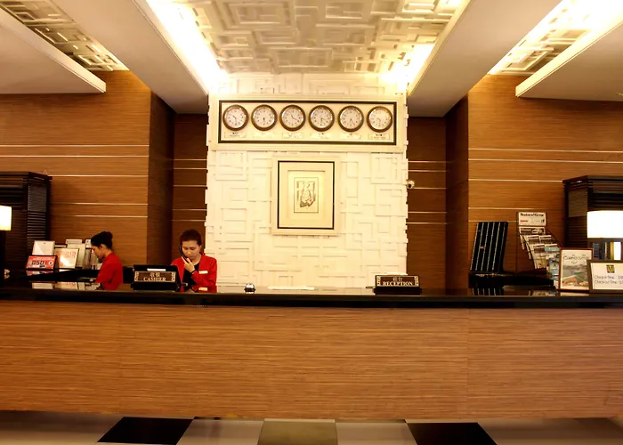 Grand Opera Hotel 4*