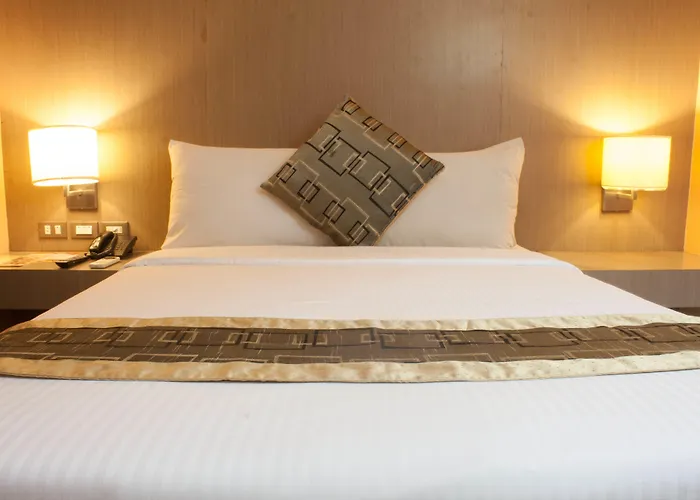Grand Opera Hotel 4*