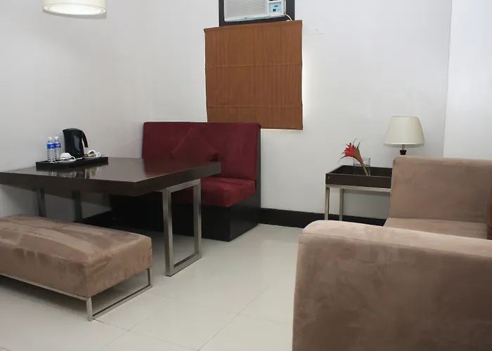 Grand Opera Hotel 4*