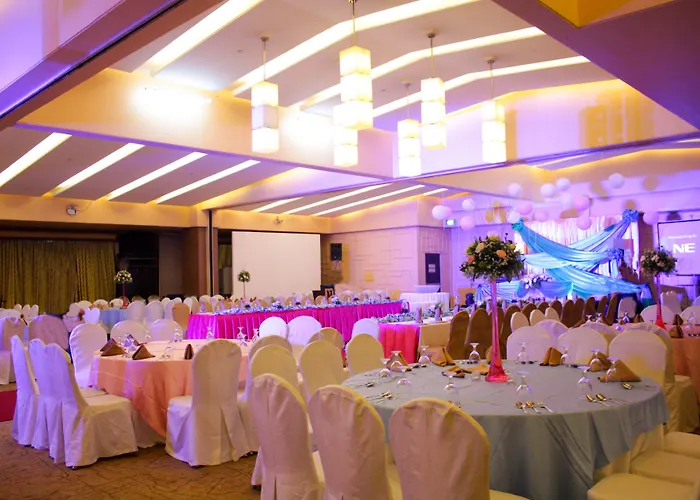 Hotel Grand Opera 4*